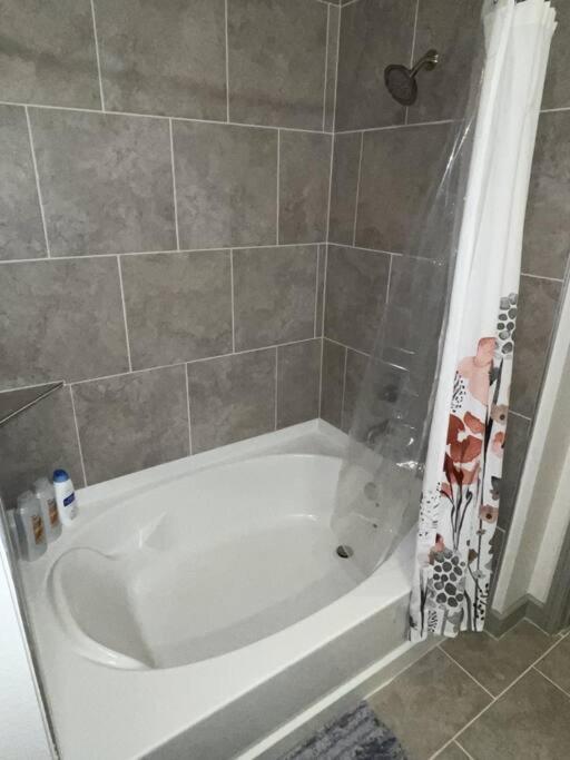 Downtown Living 1Br W/ Free Parking Garage Leilighet Houston Eksteriør bilde